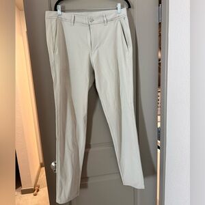 Lululemon Commission Pant Slim Fit 34”L 34”W Silverstone light tan beige cream